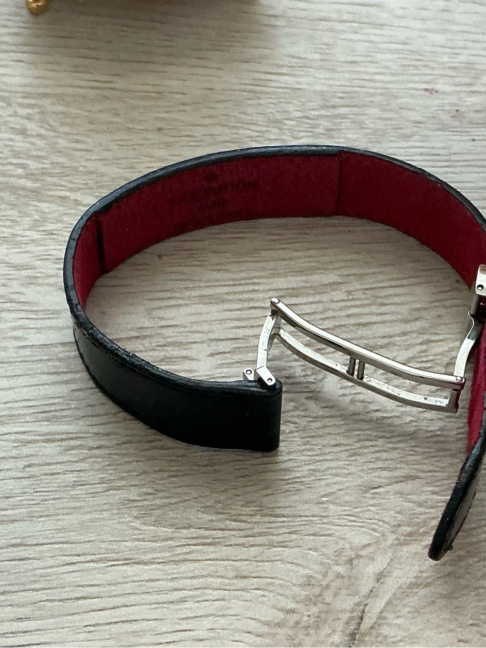 Louis Vuitton Black Leather Flower Snap Bracelet with Red Lining - Picture 5 of 7